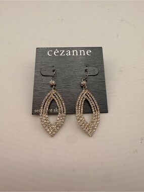 NWT Cezanne Crystal Teardrop Dangle Earrings